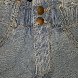 Forever 21 Shorts - Light Demin Shorts Forever 21 Shorts - Light Demin Shorts